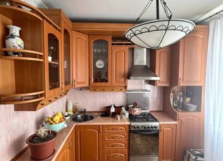 Продаю 2-комнатную квартиру, 50 м2, Керчь, улица Будённого, 26