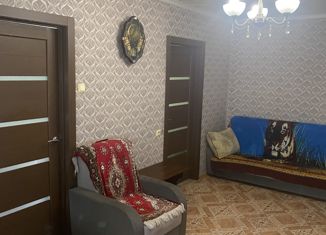 Трехкомнатная квартира на продажу, 47 м2, Томская область, поселок Светлый, 20