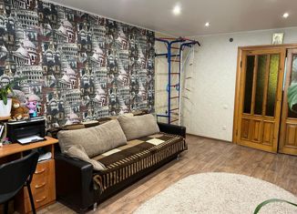 3-ком. квартира на продажу, 69.5 м2, село Толмачево, Трудовая улица, 14