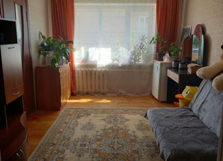 Продаю 2-комнатную квартиру, 41 м2, село Киргиз-Мияки, улица Комарова, 5