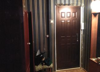 Трехкомнатная квартира на продажу, 61.7 м2, Камышин, 4-й микрорайон, 83