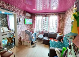 Продам 2-ком. квартиру, 30 м2, Уссурийск, улица Горького, 69