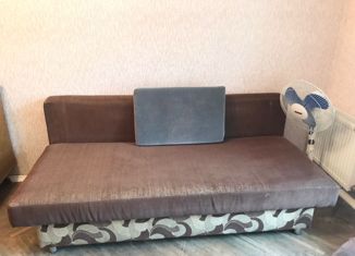 Сдаю в аренду комнату, 120 м2, Санкт-Петербург, улица Декабристов, 41, улица Декабристов