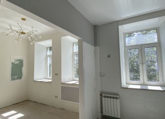 Продажа 2-комнатной квартиры, 34 м2, Москва, улица Казакова, 3с4