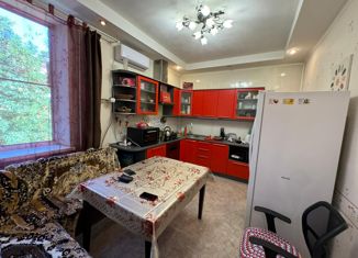 Продажа 2-комнатной квартиры, 80 м2, Ростов-на-Дону, Вятская улица, 65/1