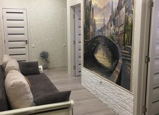 Продается двухкомнатная квартира, 60.1 м2, поселок городского типа Афипский, улица Победы, 22/4