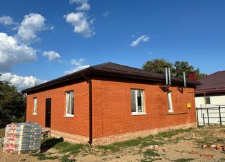 Продаю дом, 104 м2, село Чалтырь, улица 6-я Линия