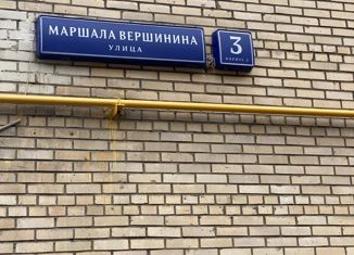Продается 2-комнатная квартира, 43 м2, Москва, улица Маршала Вершинина, 3к2, улица Маршала Вершинина