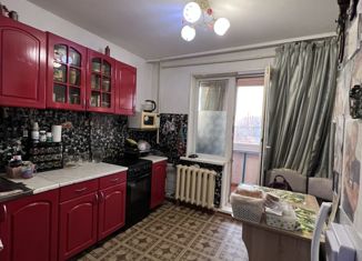 3-комнатная квартира на продажу, 66.5 м2, Артём, Черноморская улица, 8