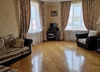 Продаю двухкомнатную квартиру, 72.8 м2, Кисловодск, Пятигорская улица, 21/1