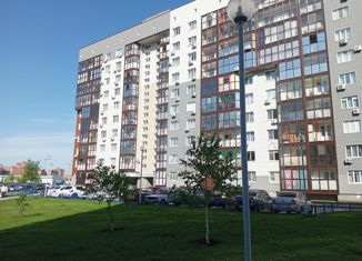 Продается однокомнатная квартира, 37 м2, Тольятти, улица 40 лет Победы, 43