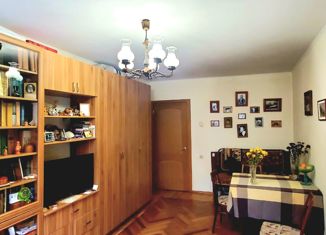 Продам двухкомнатную квартиру, 58 м2, Ялта, улица Свердлова, 69