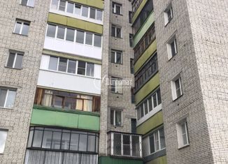 Продаю 4-комнатную квартиру, 72 м2, Курган, улица Карбышева, 54, район Рябково