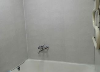 Двухкомнатная квартира на продажу, 43.8 м2, Трёхгорный, улица Мира, 38