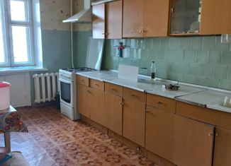 Продается четырехкомнатная квартира, 85.4 м2, Зеленодольск, улица Ленина, 70