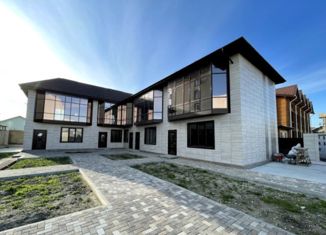 Продаю таунхаус, 80 м2, посёлок городского типа Сириус, Хуторская улица, 31