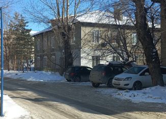 Продам 2-ком. квартиру, 48 м2, Барнаул, улица Кирова, 43, Центральный район