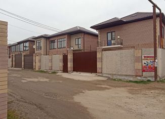 Продажа таунхауса, 100 м2, аул Новая Адыгея, 1-я улица Братьев Пченушай, 1/14Б