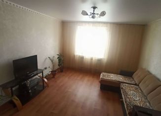 Сдам в аренду двухкомнатную квартиру, 52 м2, Туймазы, улица Щербакова, 7Б