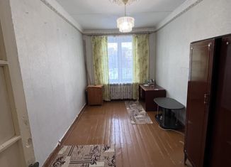 2-комнатная квартира на продажу, 53.8 м2, Магнитогорск, Набережная улица, 10