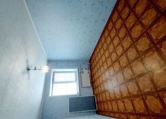 2-комнатная квартира на продажу, 49 м2, Азнакаево, улица Нефтяников, 36