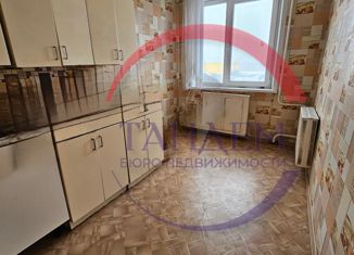 Продается 2-ком. квартира, 43 м2, Новокузнецк, улица Грдины, 28