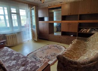 Аренда 2-ком. квартиры, 44 м2, Нижнекамск, улица Мурадьяна, 10