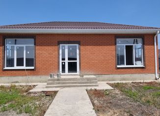 Дом на продажу, 100 м2, посёлок городского типа Тлюстенхабль, Полевая улица, 5
