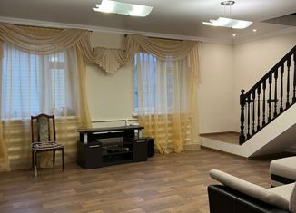 Продаю дом, 113 м2, посёлок городского типа Пойковский, улица Мира, 8