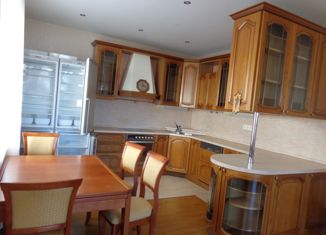 Продается четырехкомнатная квартира, 159.6 м2, Арзамас, улица Карла Маркса, 59