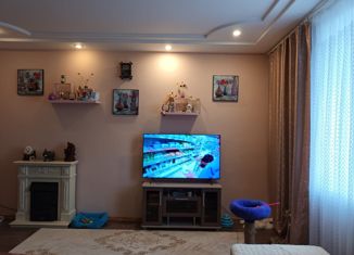 Продаю трехкомнатную квартиру, 81.7 м2, рабочий посёлок Ванино, улица Матросова, 11