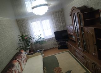 Продается трехкомнатная квартира, 57.8 м2, Татарстан, улица Шамиля Усманова, 45