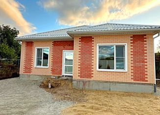 Продаю дом, 105 м2, Армавир, площадь Ленина