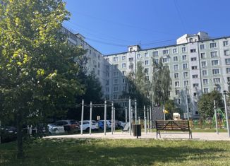 Продаю трехкомнатную квартиру, 51.2 м2, Москва, Литовский бульвар, 15к5