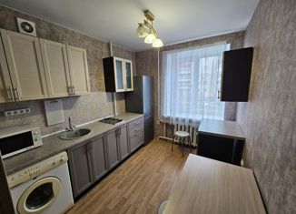 Продается трехкомнатная квартира, 56.4 м2, Кириши, Ленинградская улица, 3