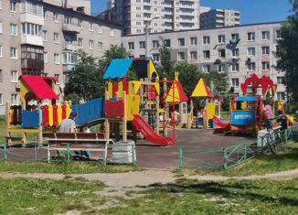 Продается 1-ком. квартира, 41.1 м2, городской посёлок имени Свердлова, 1-й микрорайон, 39