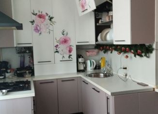 Продаю 2-ком. квартиру, 55.5 м2, Кострома, улица Пушкина, 36, Фабричный район
