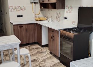 Продается 3-ком. квартира, 58 м2, Абинск, Набережная улица, 200