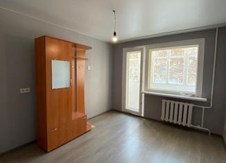 Продажа 3-комнатной квартиры, 17.4 м2, Барнаул, улица Антона Петрова, 134, Железнодорожный район