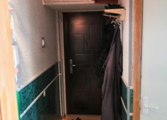 Двухкомнатная квартира на продажу, 43 м2, Кировск, улица Дзержинского, 5