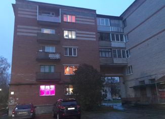 Продам 2-комнатную квартиру, 40.3 м2, Сланцы, улица Гагарина, 7