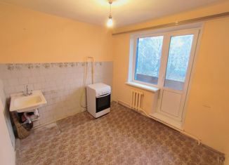 Продам 2-комнатную квартиру, 56 м2, Чебоксары, проспект Ивана Яковлева, 10к2, Ленинский район