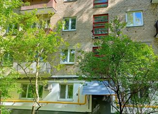 Продаю 2-комнатную квартиру, 46 м2, Москва, Янтарный проезд, 15, Янтарный проезд