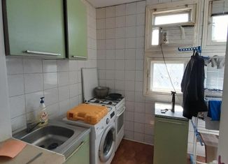 Продаю двухкомнатную квартиру, 54 м2, Элиста, 2-й микрорайон, 13, 2-й микрорайон