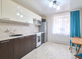Двухкомнатная квартира на продажу, 57 м2, Томская область, Больничная улица, 42