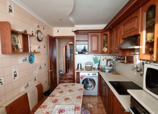 Продается 2-ком. квартира, 46.7 м2, поселок Курорт Озеро Медвежье, улица Мира, 8