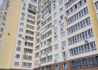 Продам 3-ком. квартиру, 73 м2, Волгоград, Советский район, улица Тимирязева, 19А