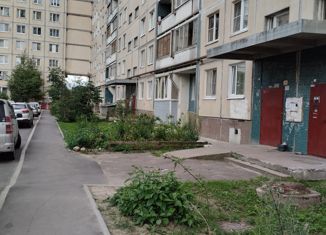 Продам четырехкомнатную квартиру, 72 м2, Тосно, улица Максима Горького, 14