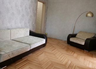 Продажа 4-комнатной квартиры, 60 м2, Железноводск, улица Карла Маркса, 33