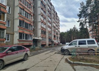 3-комнатная квартира на продажу, 63 м2, Екатеринбург, Техническая улица, 152